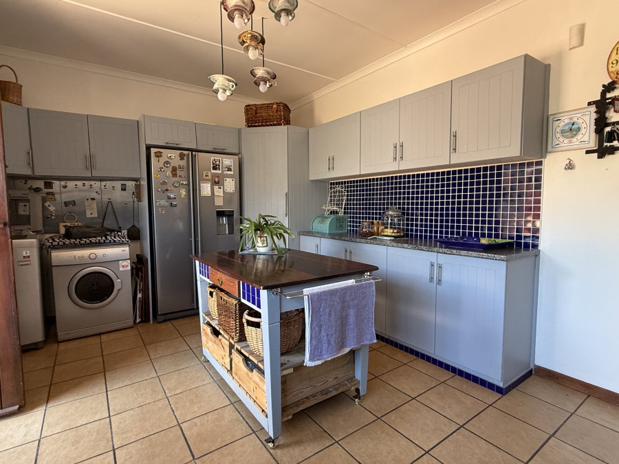 3 Bedroom Property for Sale in Stilbaai Wes Western Cape
